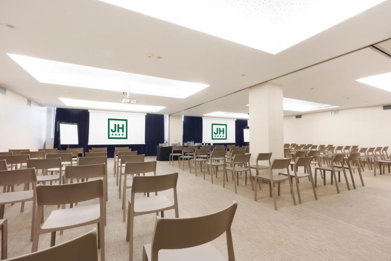 Just Hotel Lomazzo Fiera Exterior photo